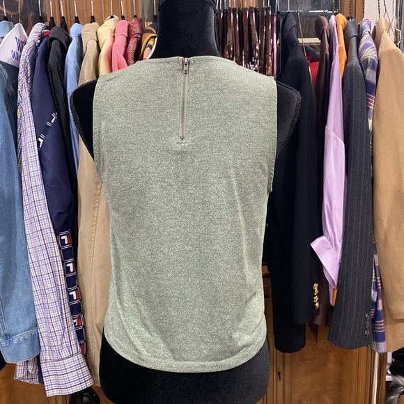 Green Tank top with back zipper Cotton On Size Medium Crop top Muscle Tee - Picture 4 of 6